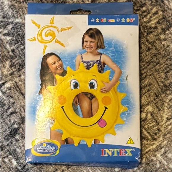 Intex Wet Set Yellow Sun Inflatable Pool Float - Picture 1 of 3